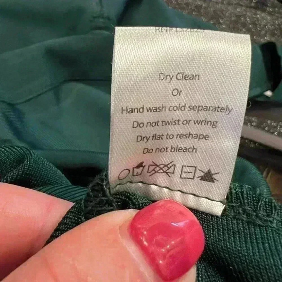 by the way. Ansie Halter Cut Out Dress in Forrest Green Size Small - Picture 12 of 12